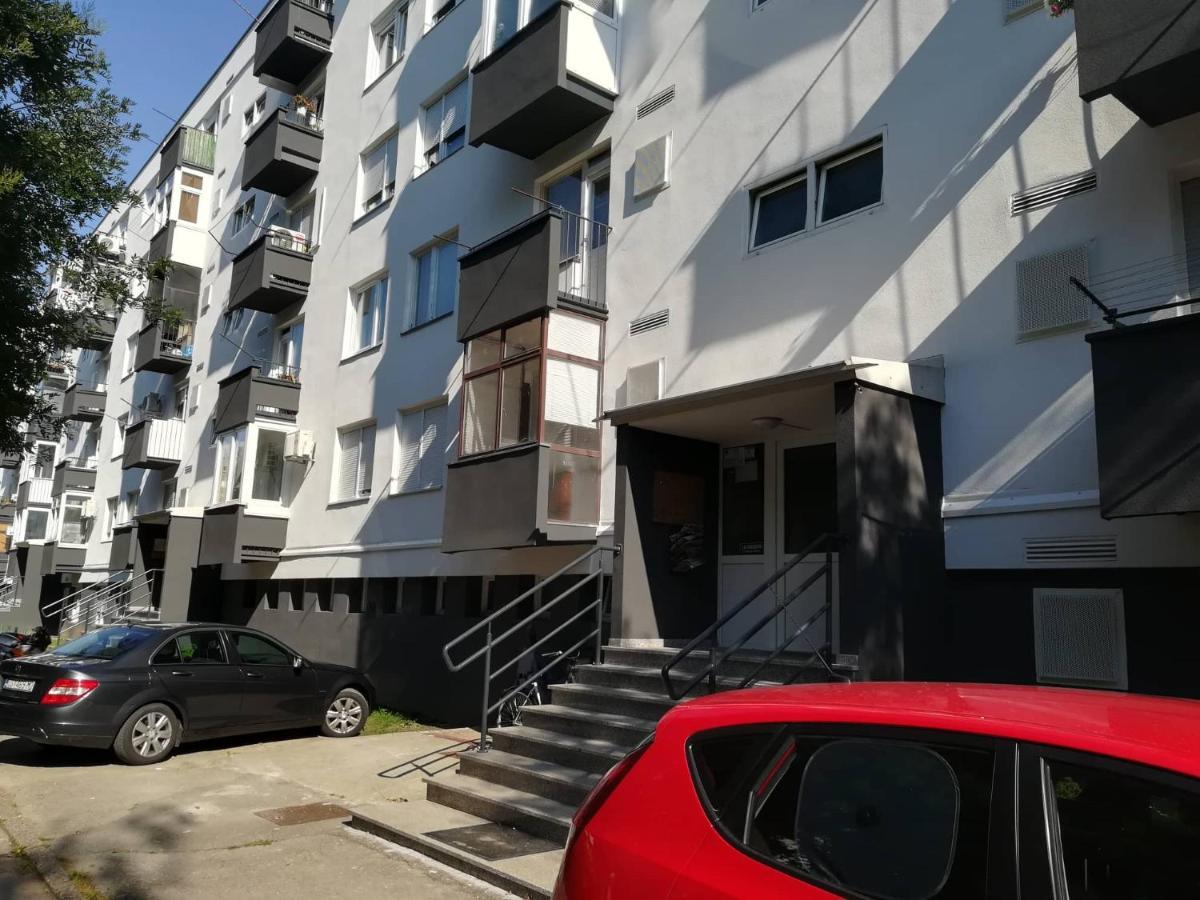 Apartman D&D*** Varazdin Bagian luar foto