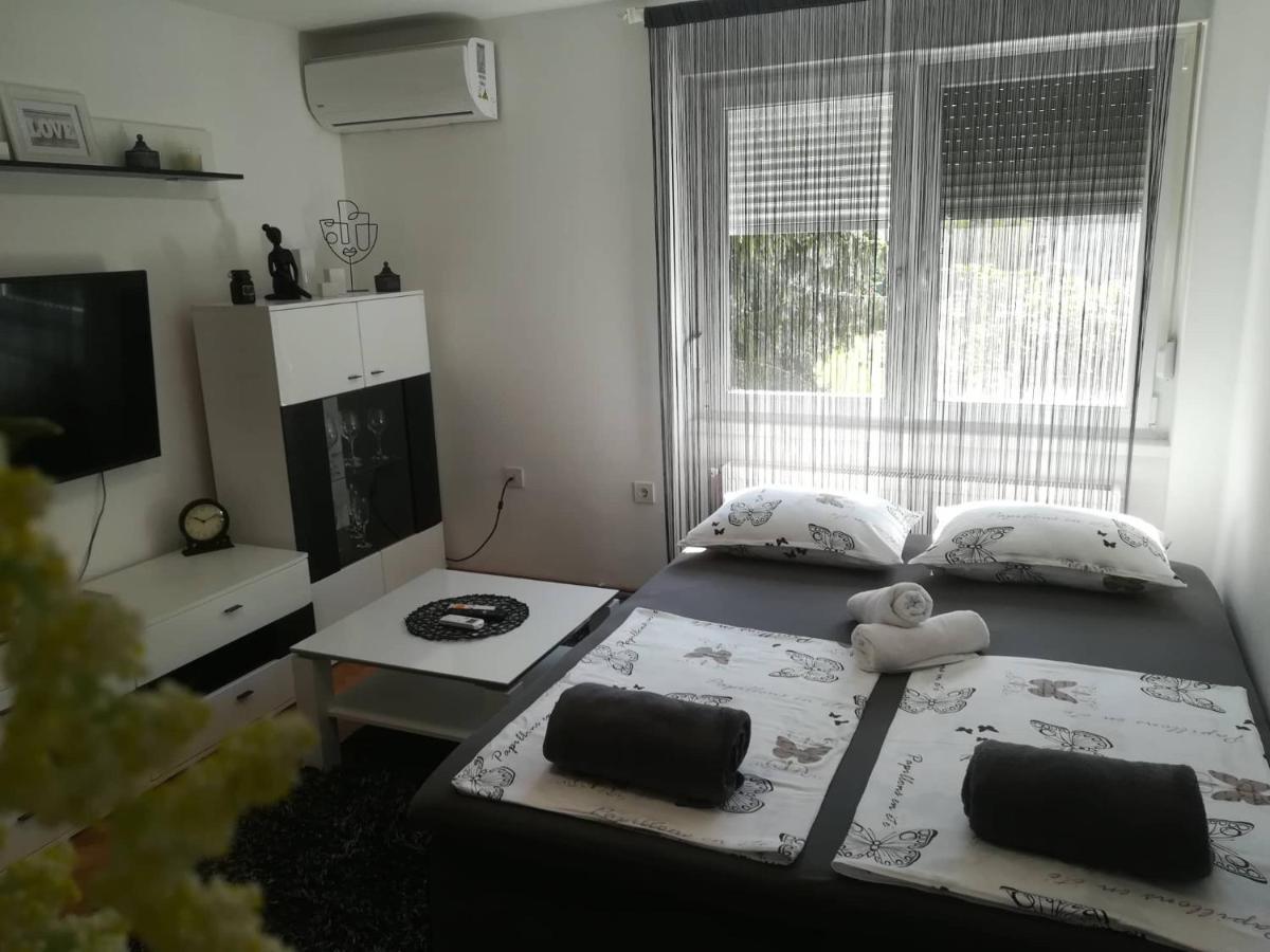 Apartman D&D*** Varazdin Bagian luar foto