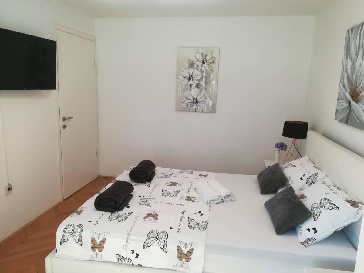 Apartman D&D*** Varazdin Bagian luar foto