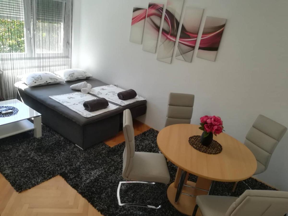 Apartman D&D*** Varazdin Bagian luar foto