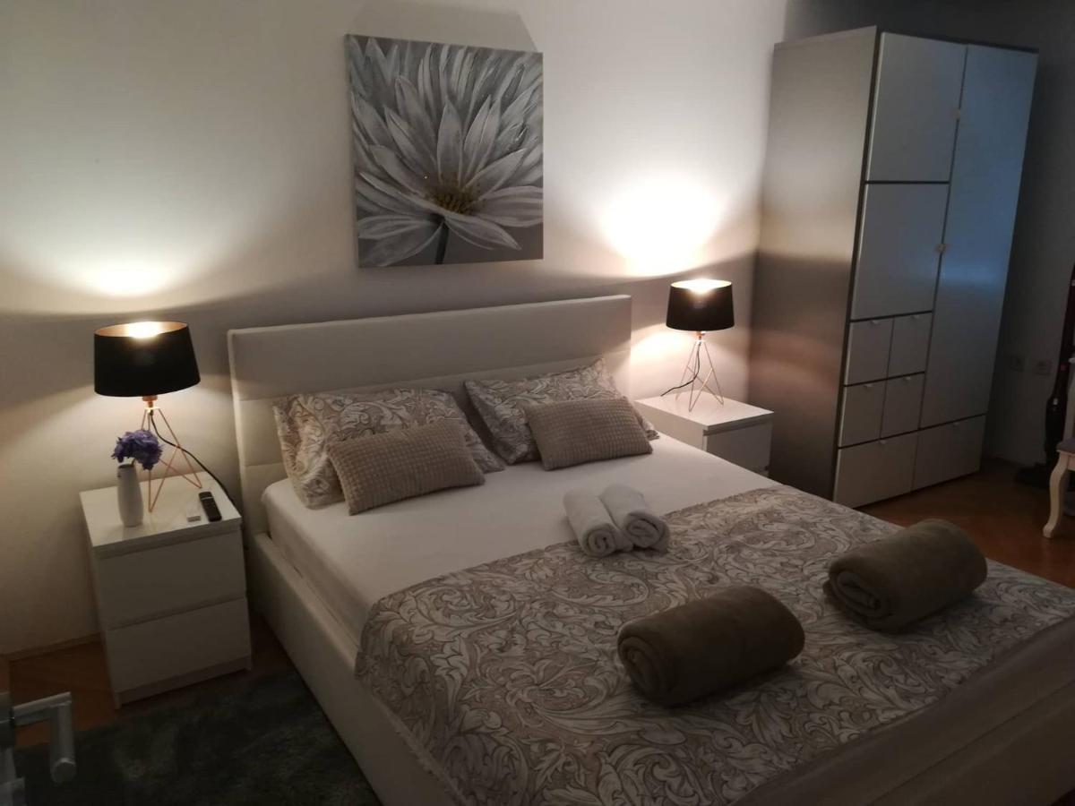 Apartman D&D*** Varazdin Bagian luar foto